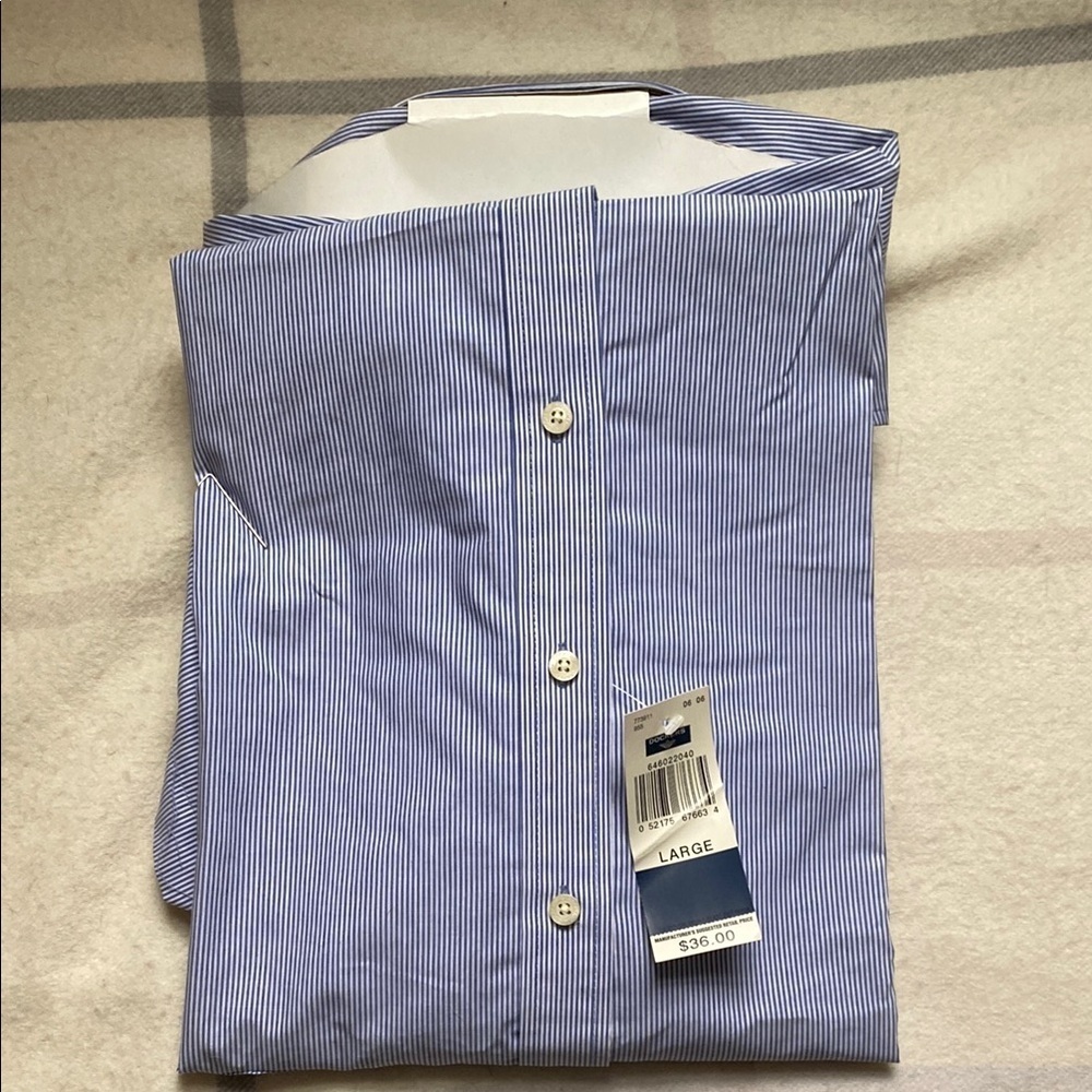 Dockers Blue and White Pinstripe Men's Short Sleeve Dress Shirt Size Large - Picture 3 of 9